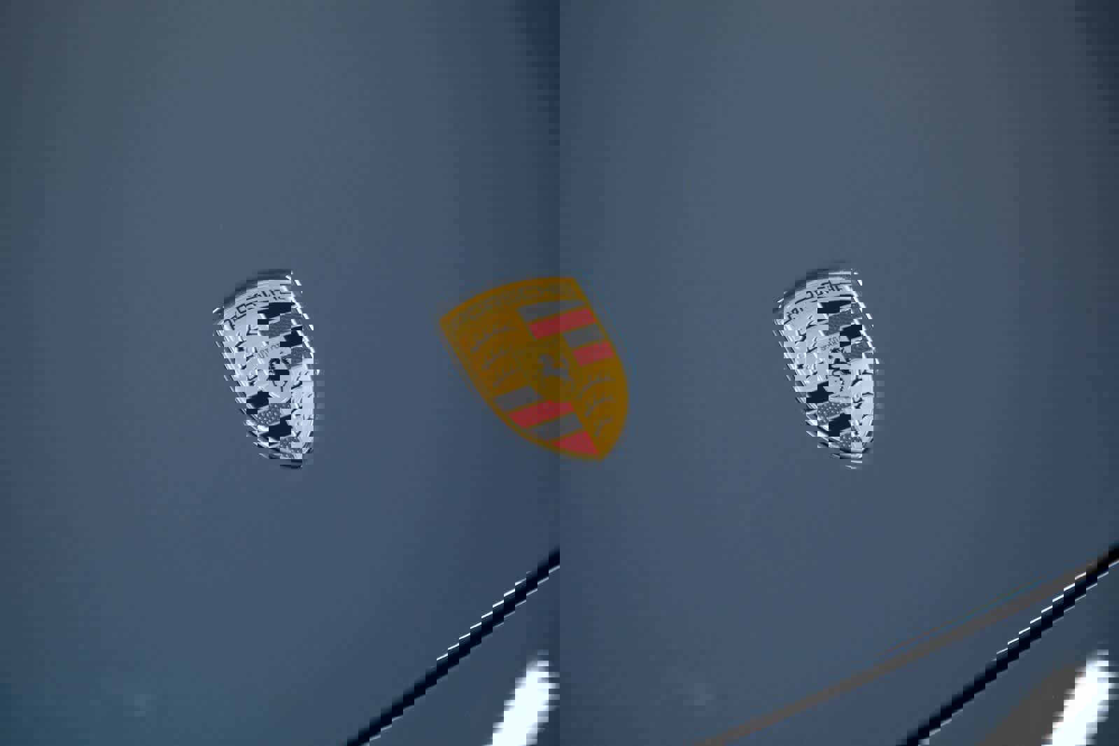 New 2026 Porsche Taycan 4S image 34