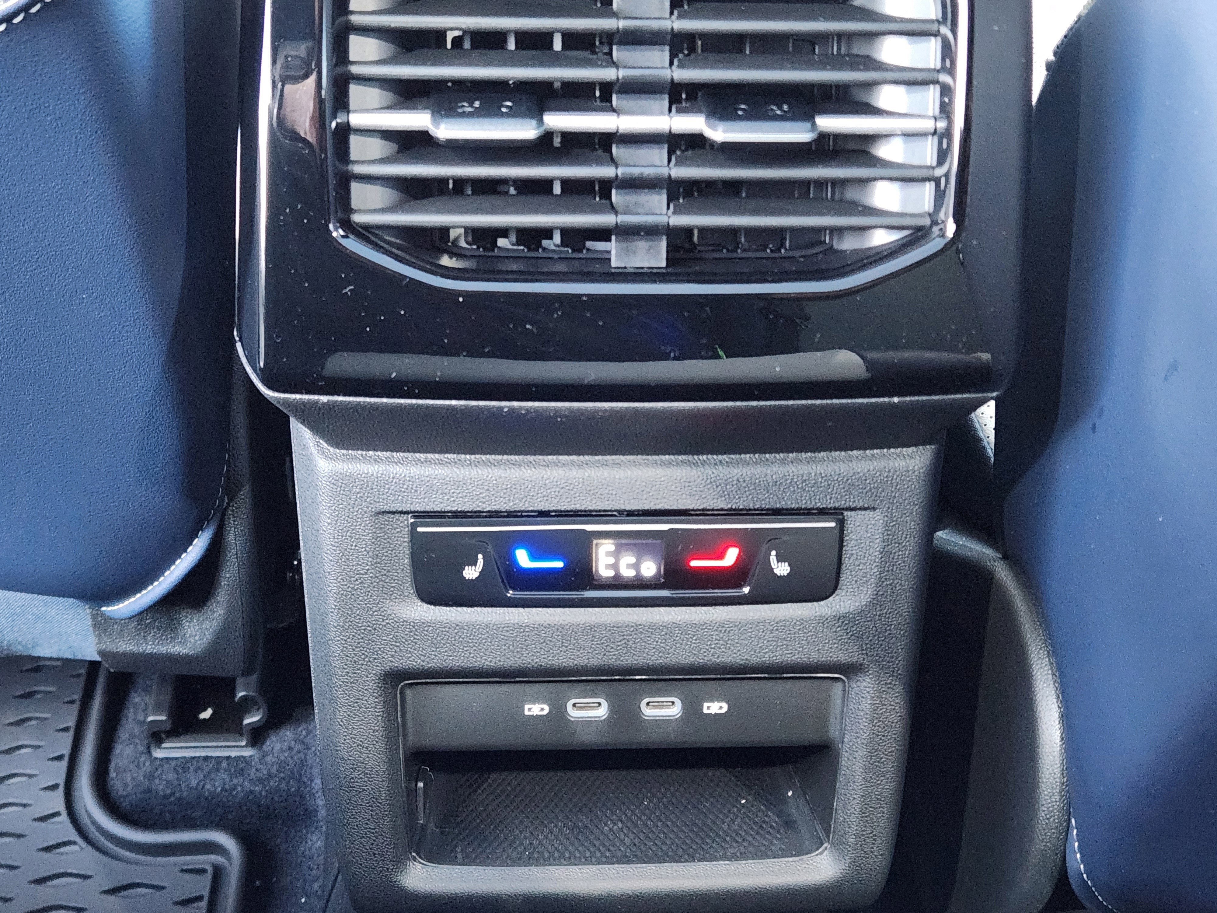 New 2026 Volkswagen ID.4 Pro S Plus image 32