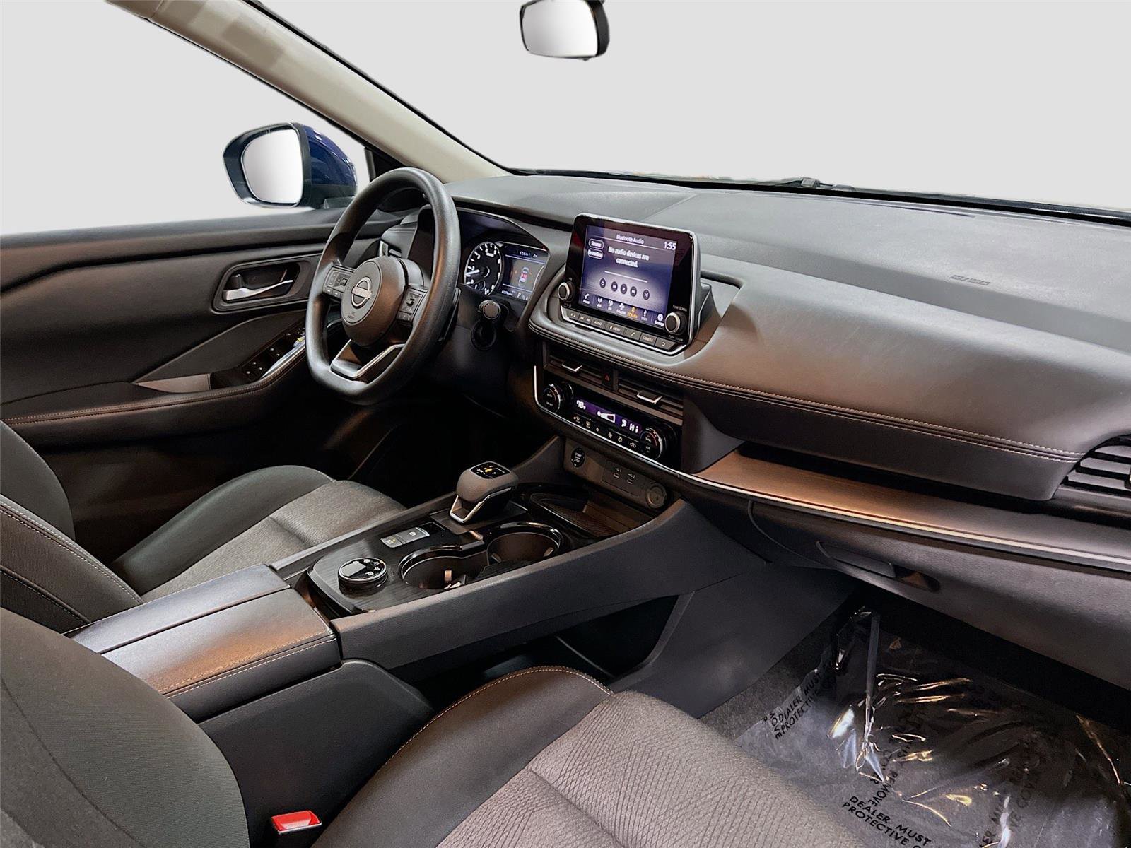 Used 2024 Nissan Rogue SV image 30