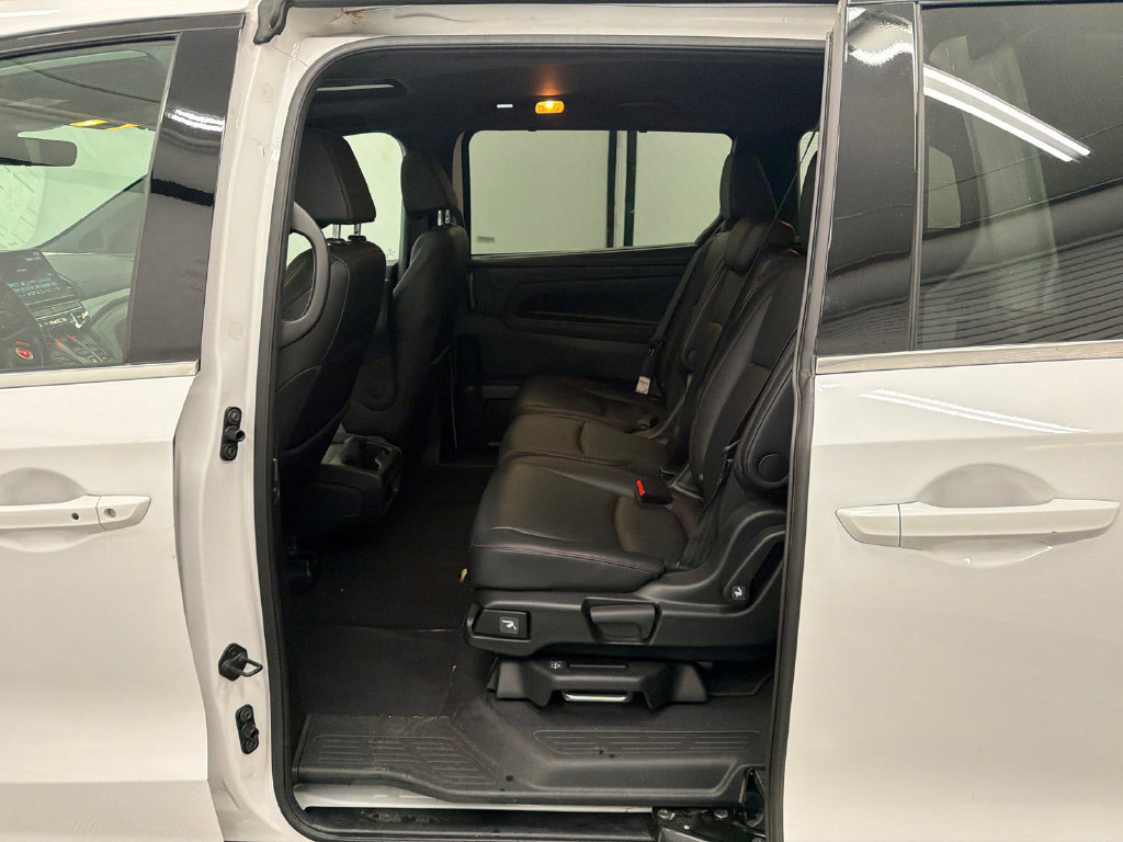 Used 2025 Honda Odyssey Sport-L image 23