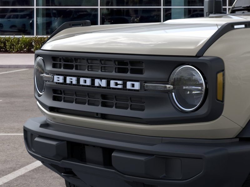 New 2026 Ford Bronco 4-Door AWD/4WD image 19