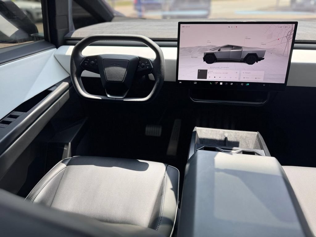 Used 2024 Tesla Cybertruck Cyberbeast AWD/4WD image 19