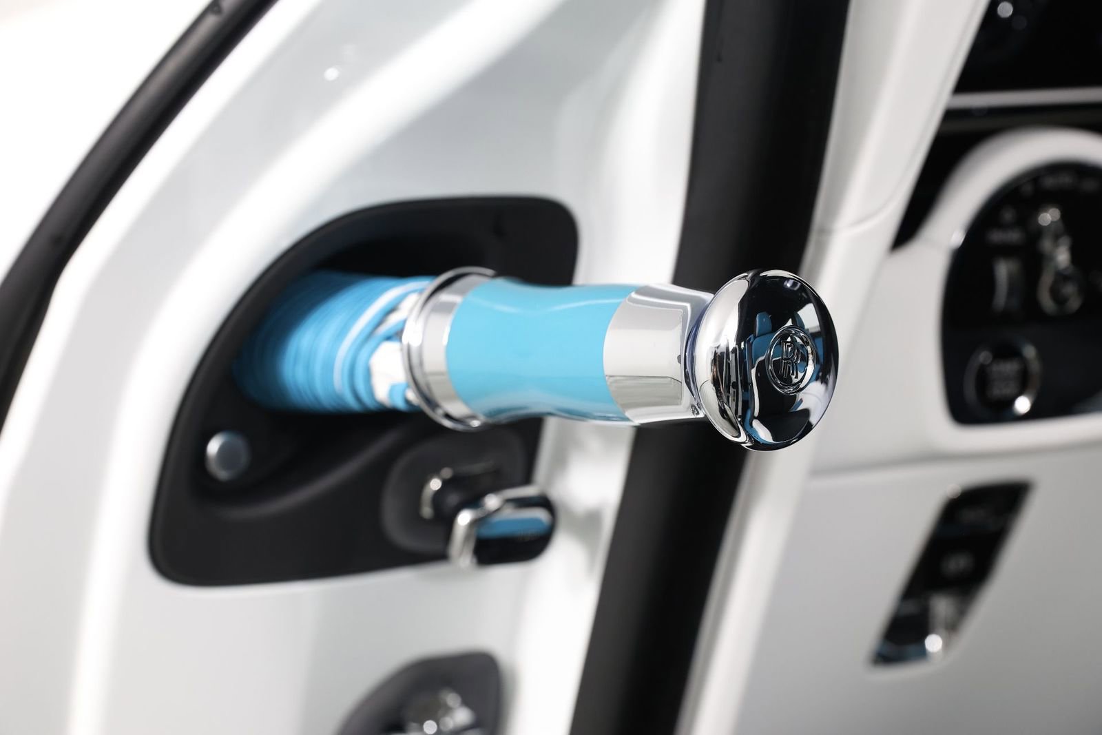 New 2025 Rolls-Royce Spectre w/ Spectre Launch Package image 24