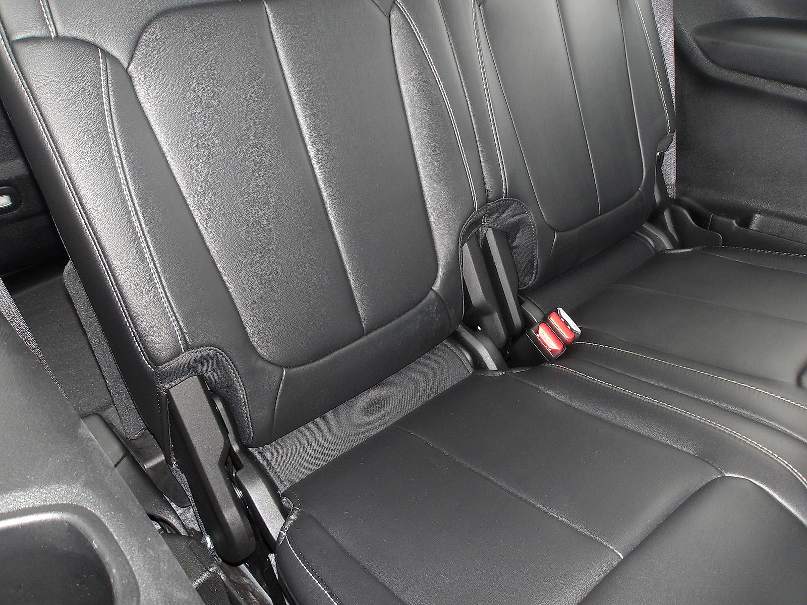 Used 2023 Jeep Grand Cherokee L Limited image 13