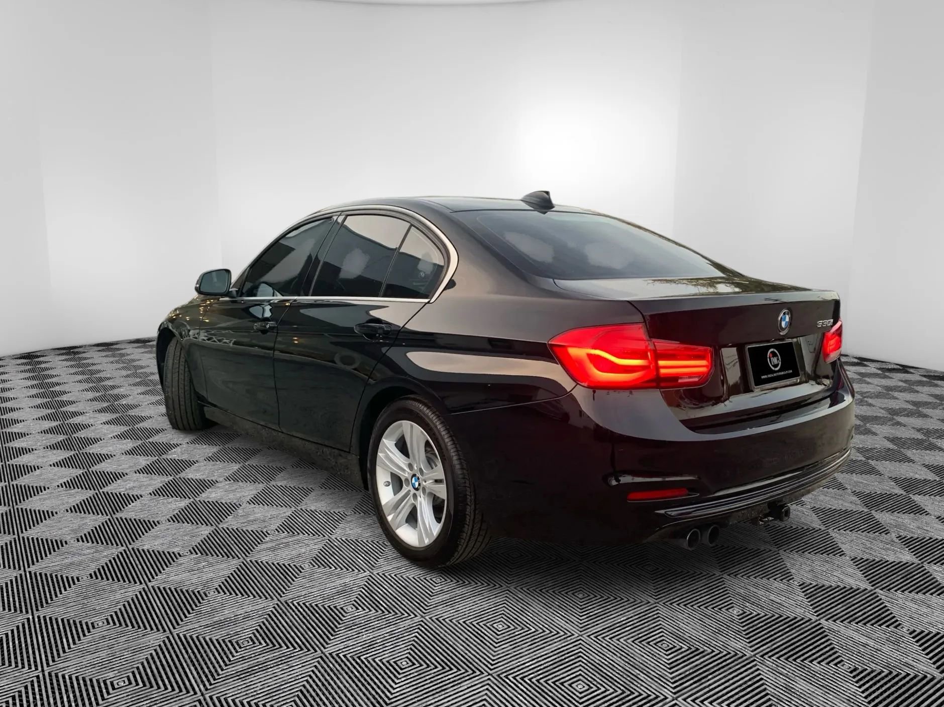 Used 2018 BMW 330i 330i Sedan 4D image 8