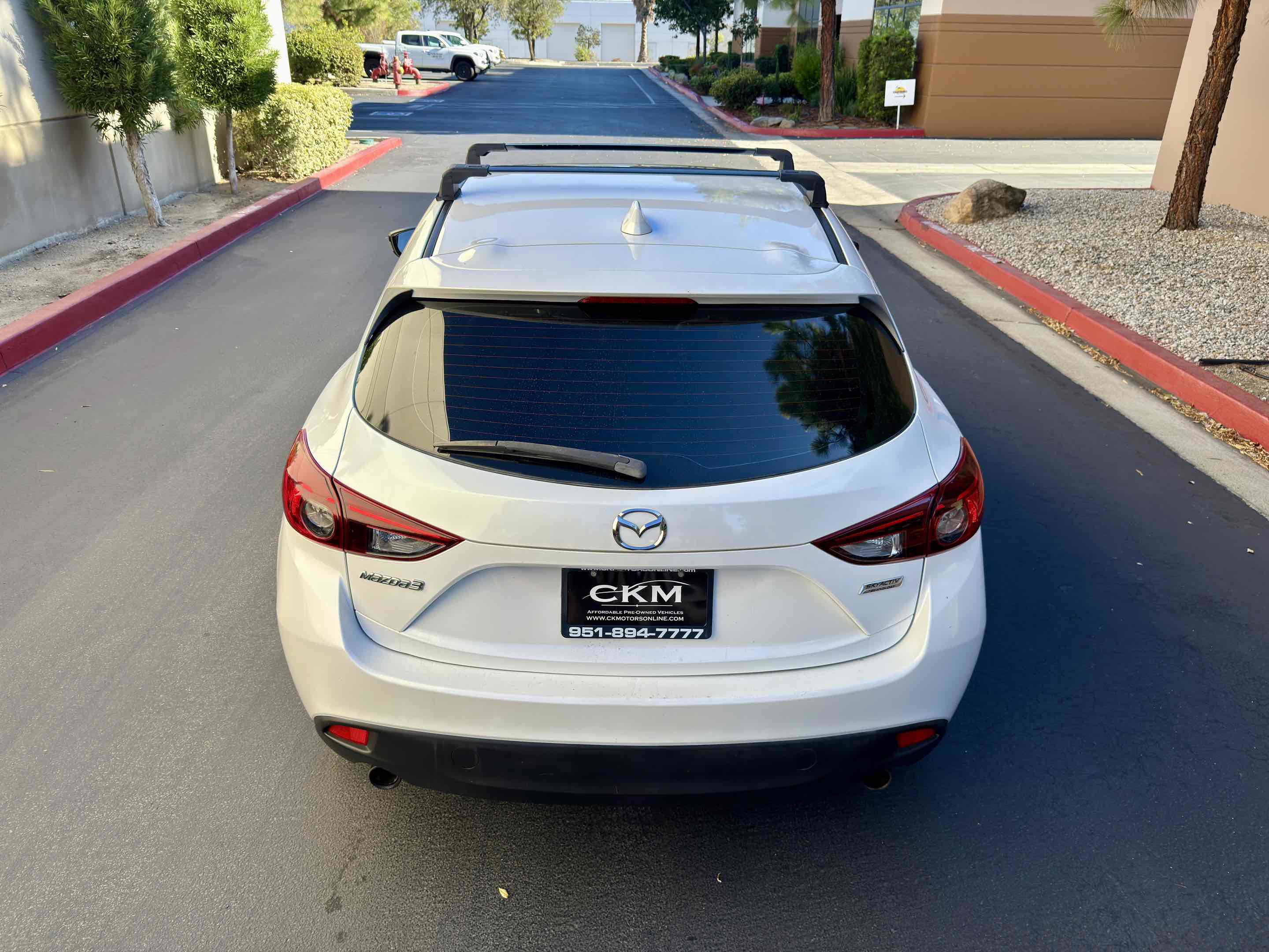 Used 2015 MAZDA MAZDA3 i Grand Touring image 10