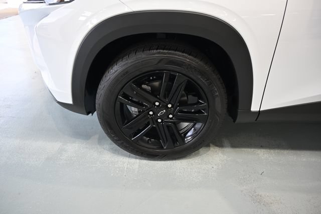 New 2026 Chevrolet Trax ACTIV w/ Sunroof Package FWD image 29