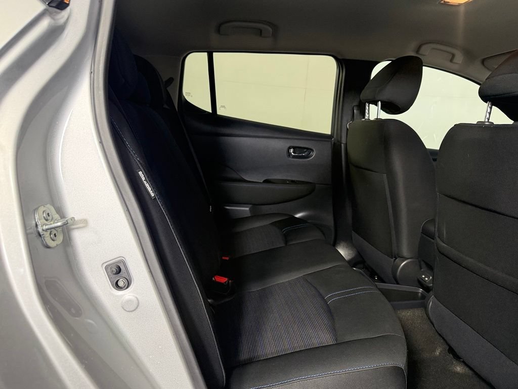 Used 2025 Nissan Leaf SV Plus FWD image 21