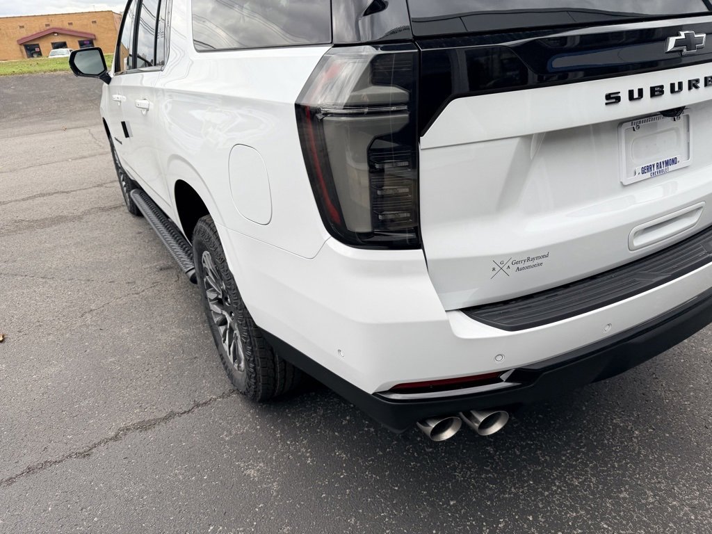 New 2026 Chevrolet Suburban Z71 w/ Comfort Package image 8