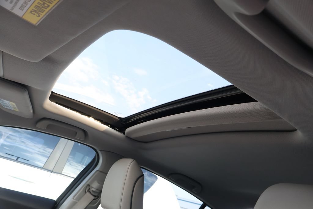 Used 2019 Acura ILX FWD image 10