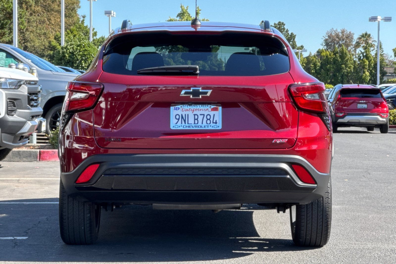 Used 2025 Chevrolet Trax RS FWD image 6