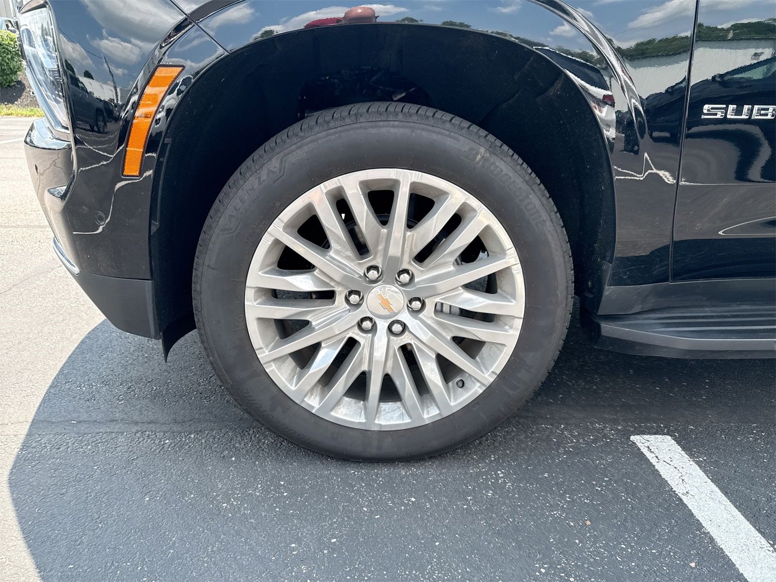 New 2025 Chevrolet Suburban Premier w/ Sun And Tow Package image 30