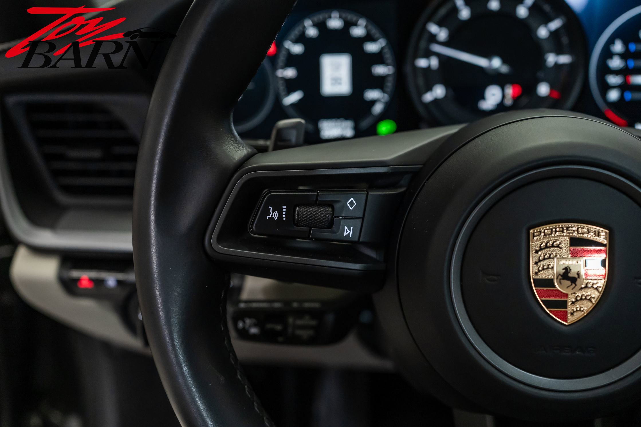 Used 2020 Porsche 911 Carrera S image 32