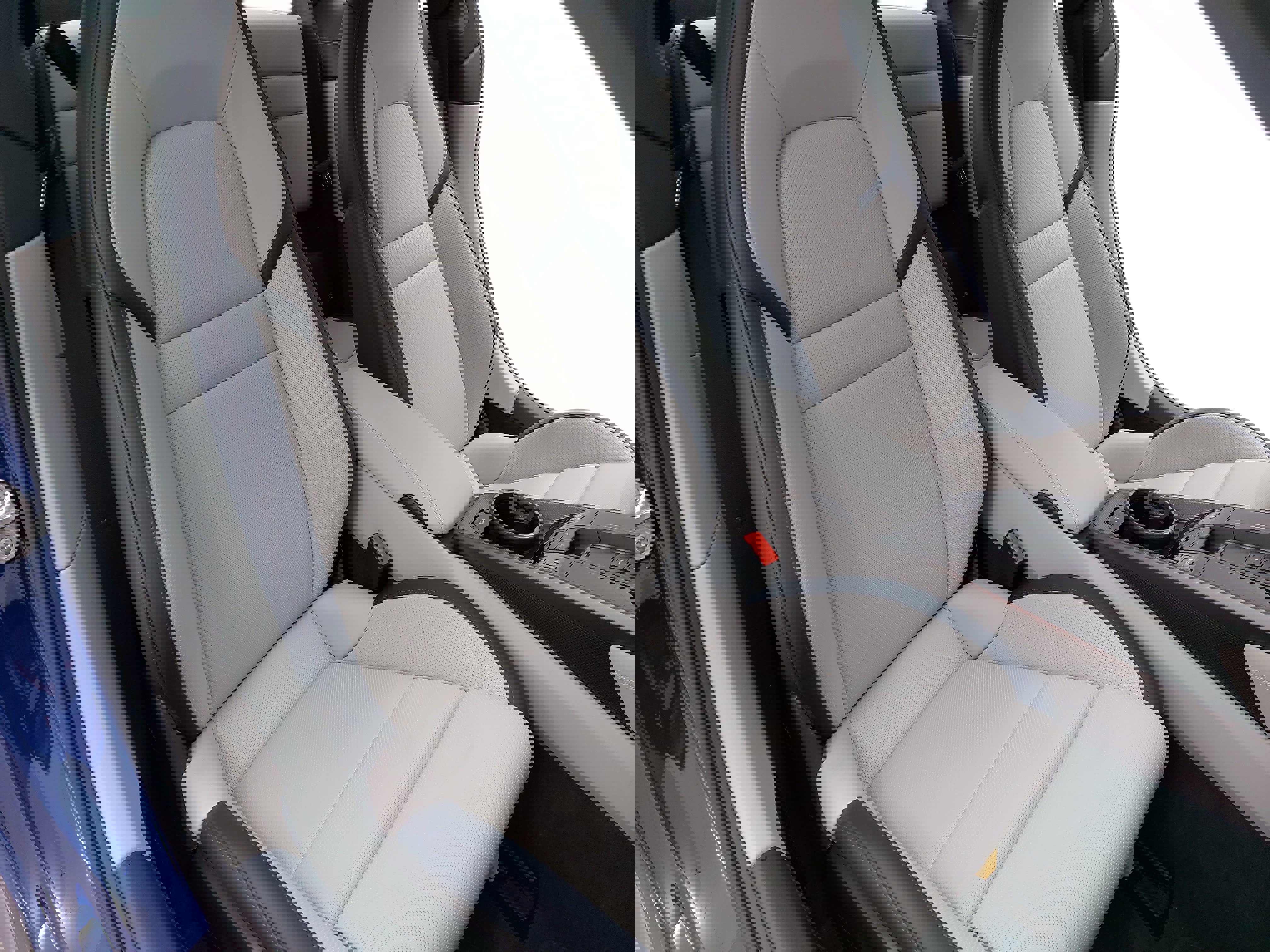 Certified 2025 Porsche 911 Carrera image 11