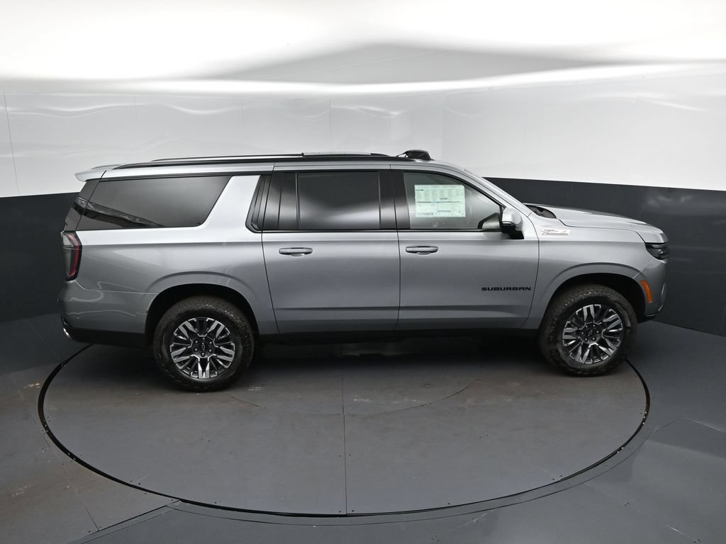 New 2026 Chevrolet Suburban Z71 w/ Comfort Package AWD/4WD image 35