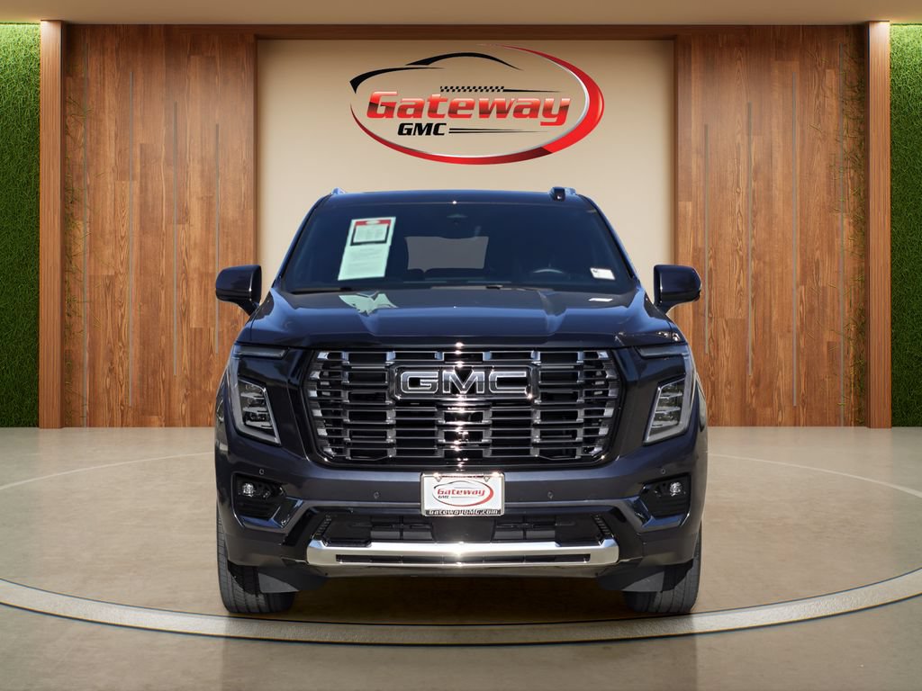 Used 2026 GMC Yukon Denali Ultimate AWD/4WD image 2