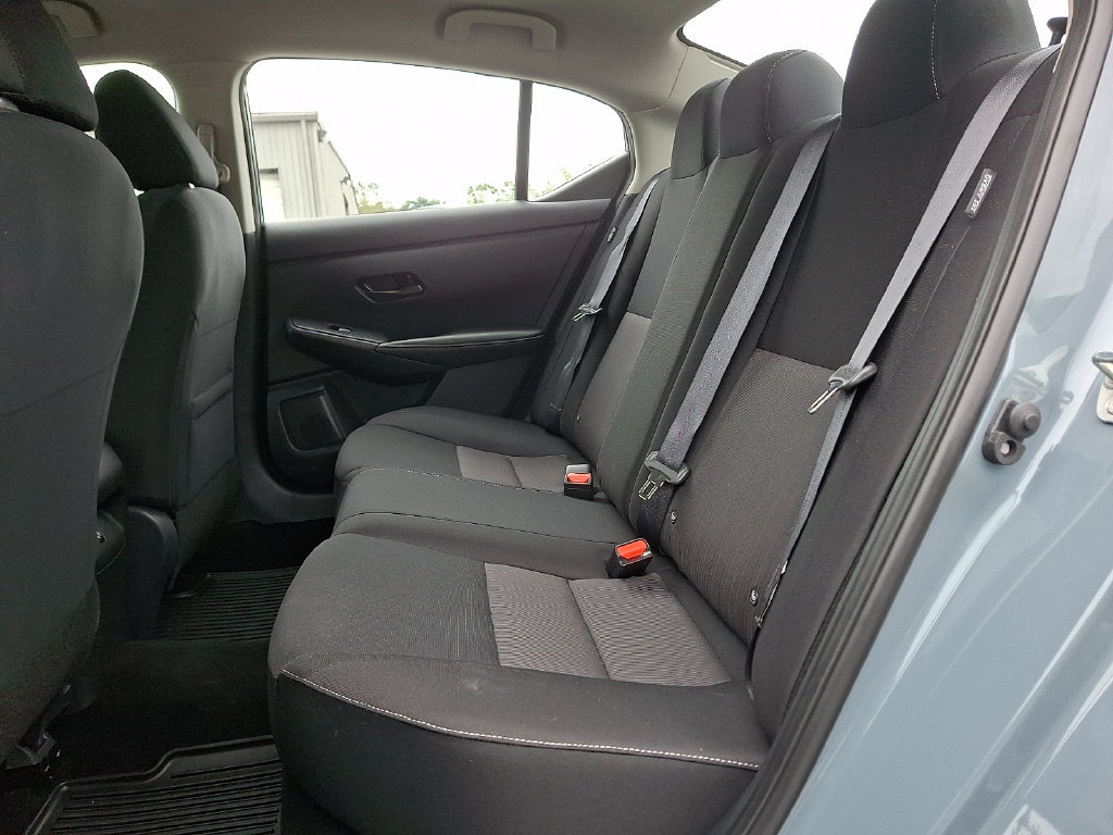 Used 2025 Nissan Sentra SV w/ All-Weather Package FWD image 10