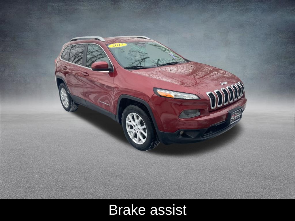 Used 2017 Jeep Cherokee Latitude image 9