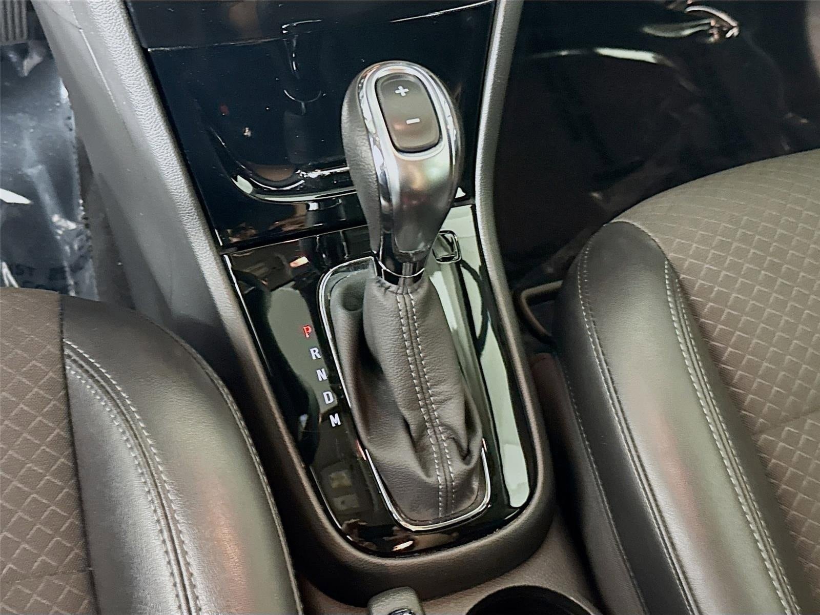Used 2018 Buick Encore Preferred FWD image 18