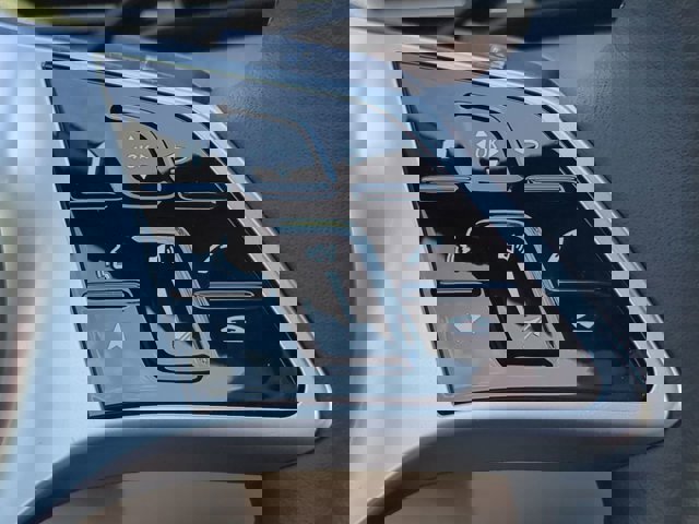 Used 2025 Mercedes-Benz C 300 Sedan image 26