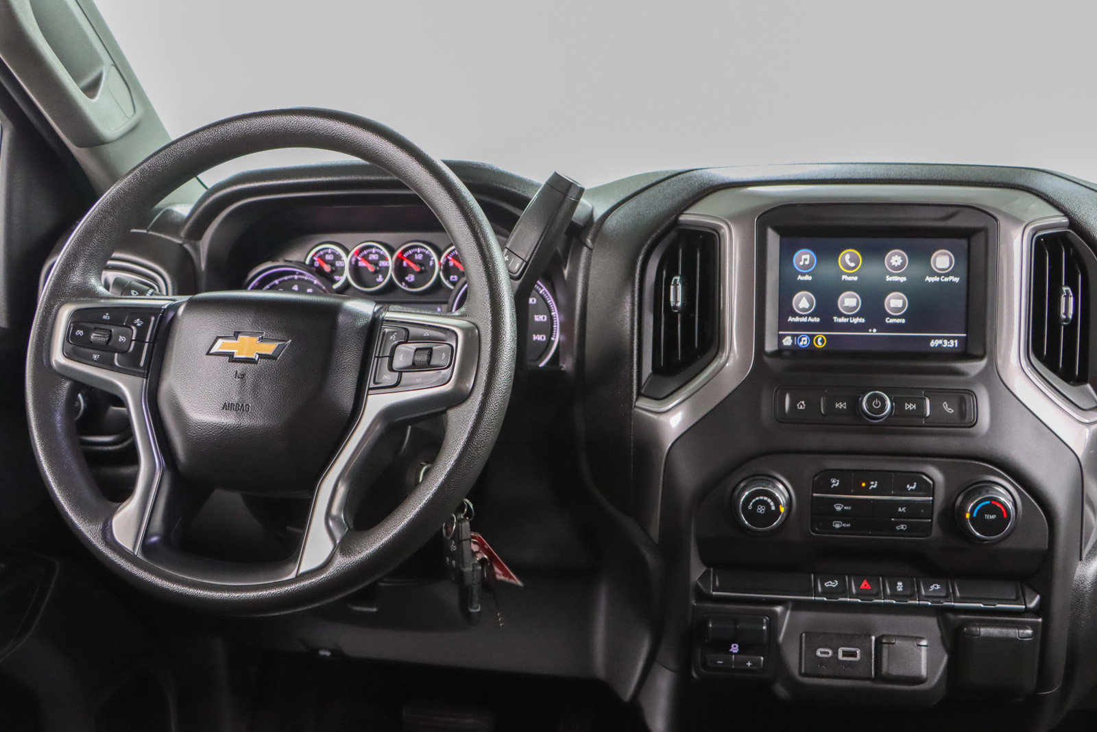 Used 2023 Chevrolet Silverado 2500 Custom w/ Custom Convenience Package image 18