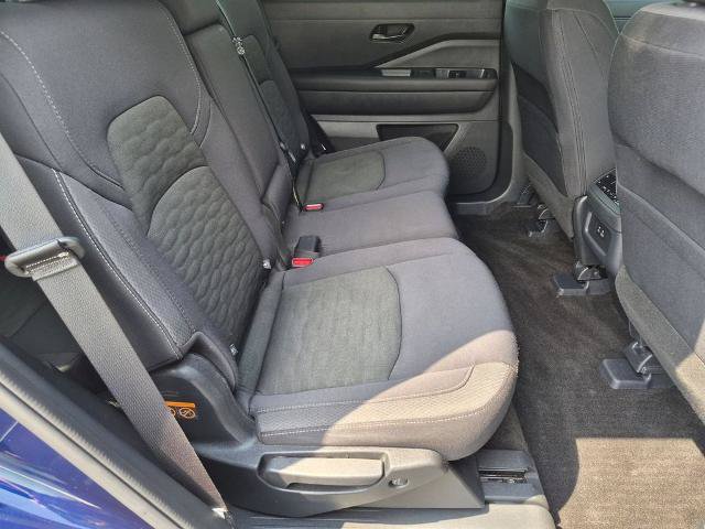 Certified 2025 Nissan Pathfinder SV AWD/4WD image 27