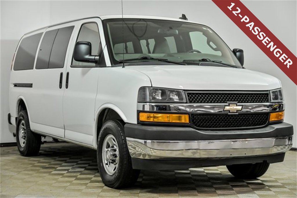 Used 2018 Chevrolet Express 3500 LT w/ LT Preferred Equipment Group