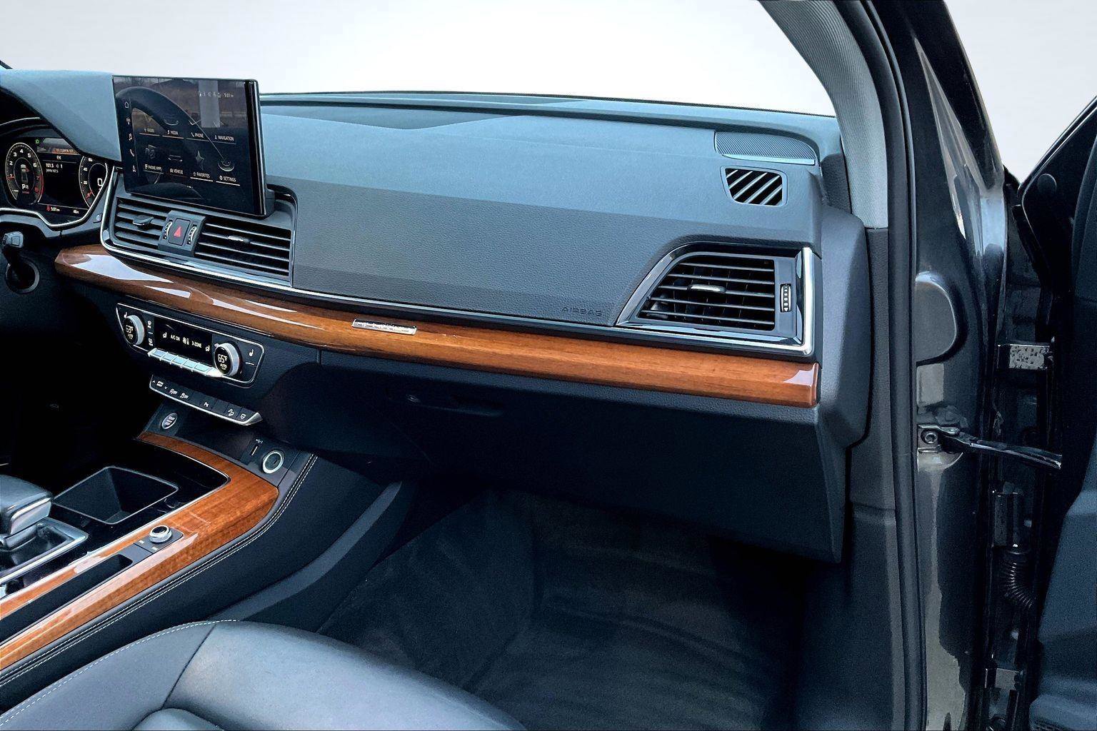 Used 2023 Audi Q5 2.0T Premium Plus image 17