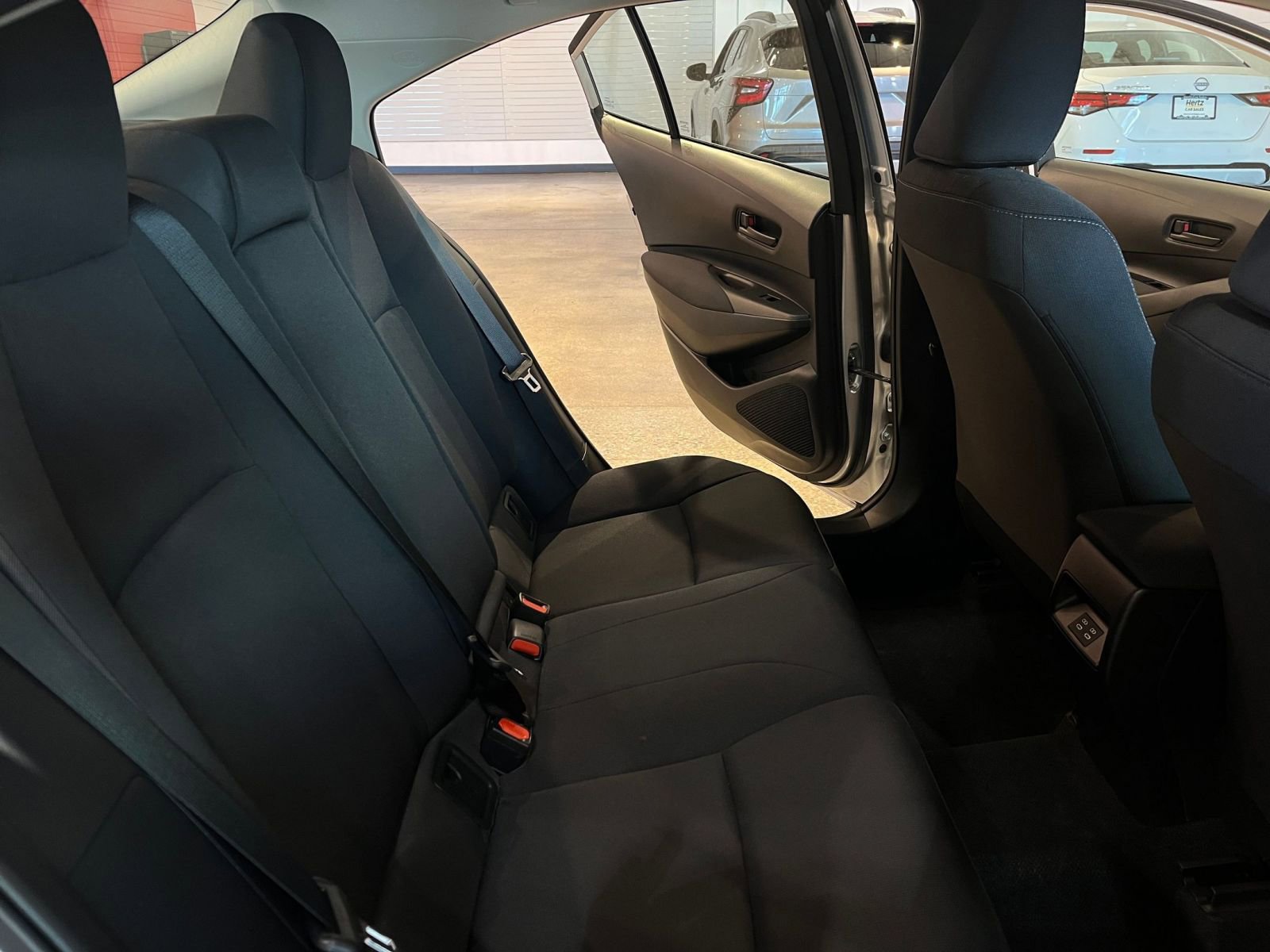 Used 2025 Toyota Corolla LE image 37