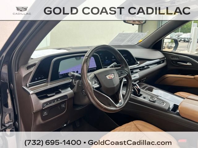 Certified 2022 Cadillac Escalade Premium Luxury AWD/4WD image 22
