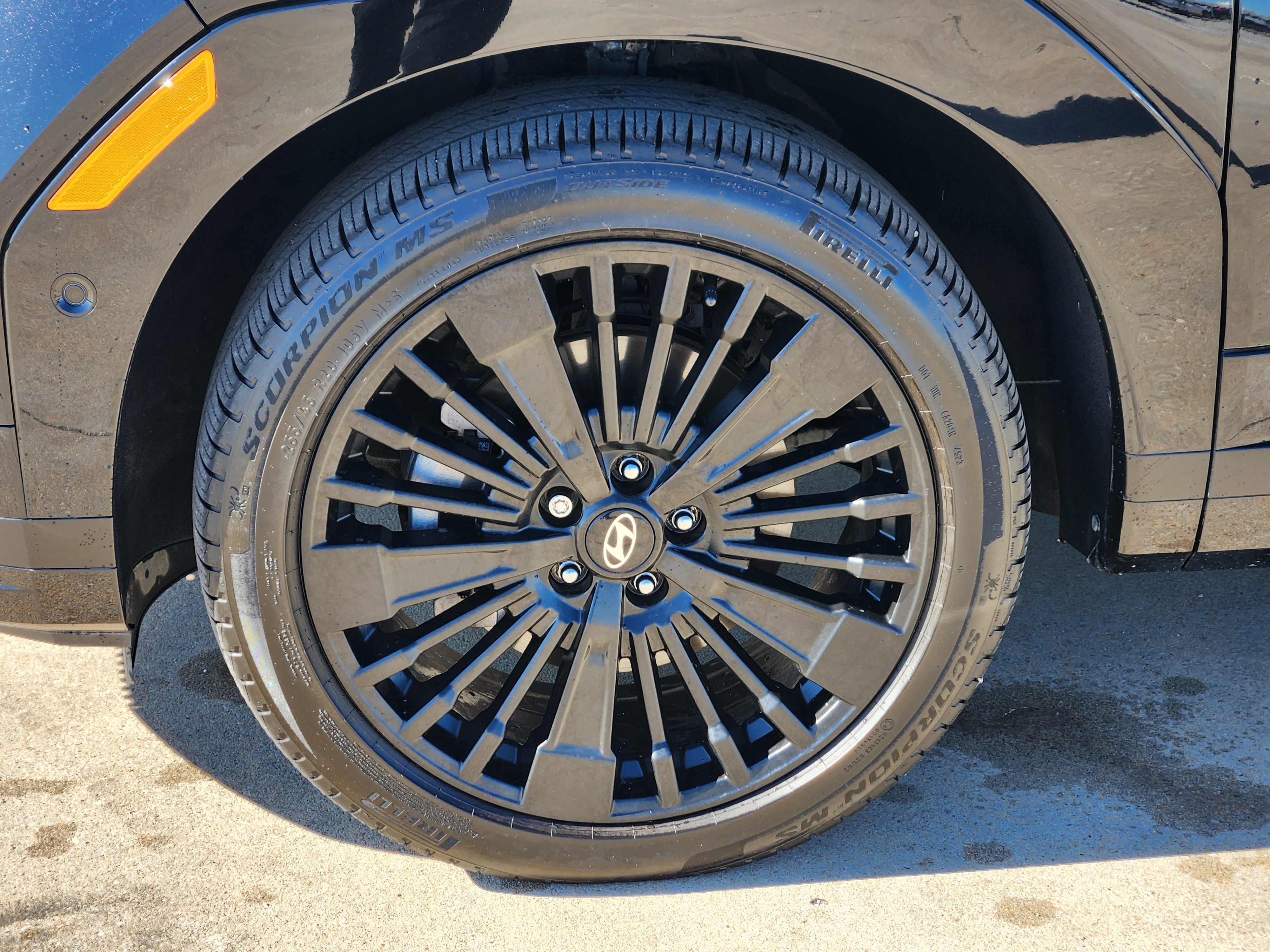 Used 2024 Hyundai Santa Fe Calligraphy image 12