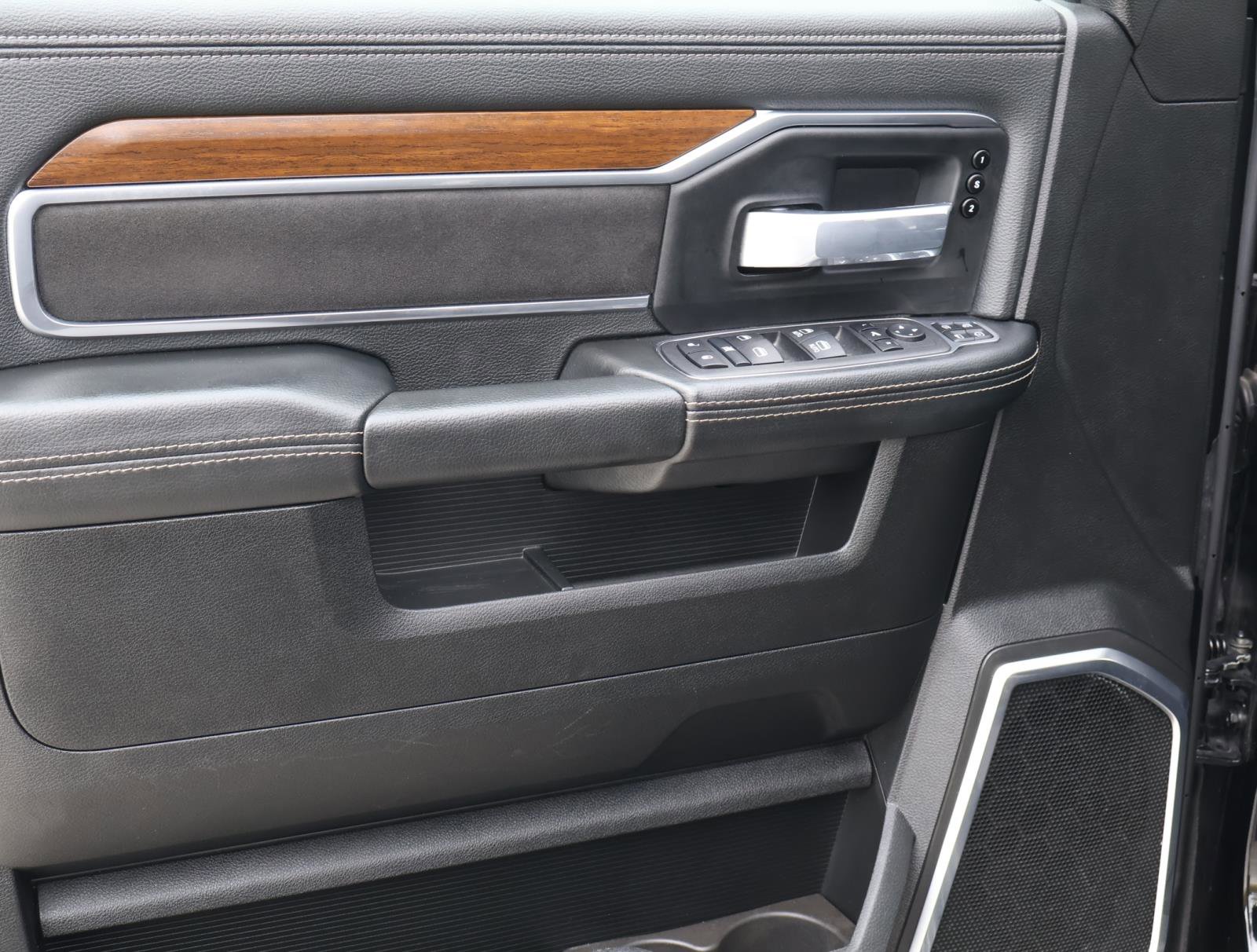 Used 2024 RAM 2500 Laramie image 18