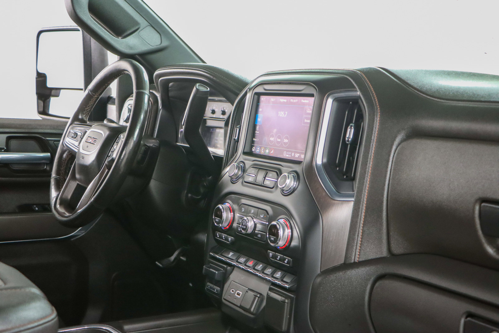 Used 2022 GMC Sierra 2500 AT4 w/ Gooseneck/5TH Wheel Package image 27