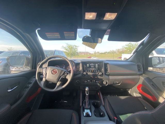 Used 2024 Nissan Frontier PRO-4X w/ Technology Package image 4