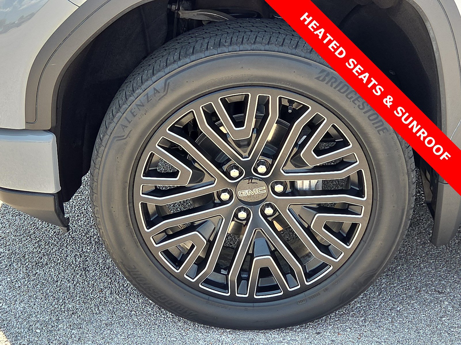 Used 2024 GMC Sierra 1500 Denali Ultimate AWD/4WD image 7