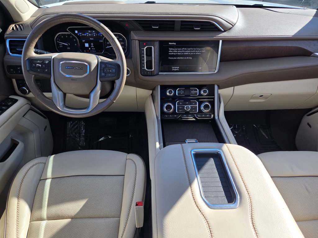 Used 2021 GMC Yukon Denali w/ Denali Premium Package image 20