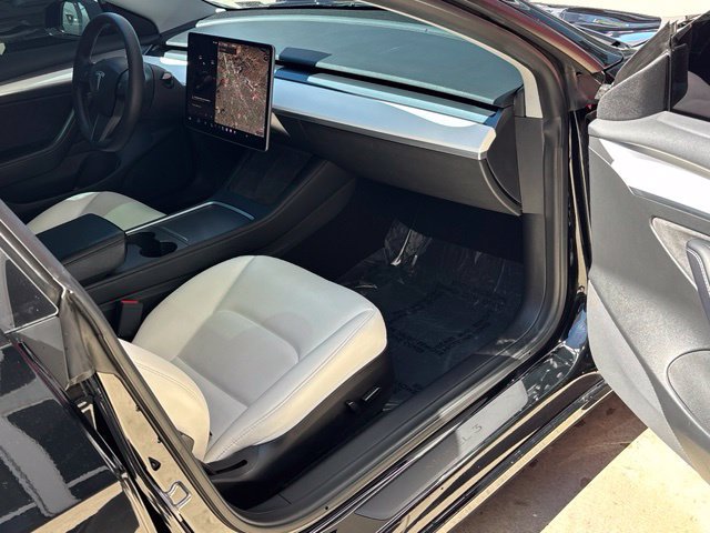 Used 2022 Tesla Model 3 Performance AWD/4WD image 31