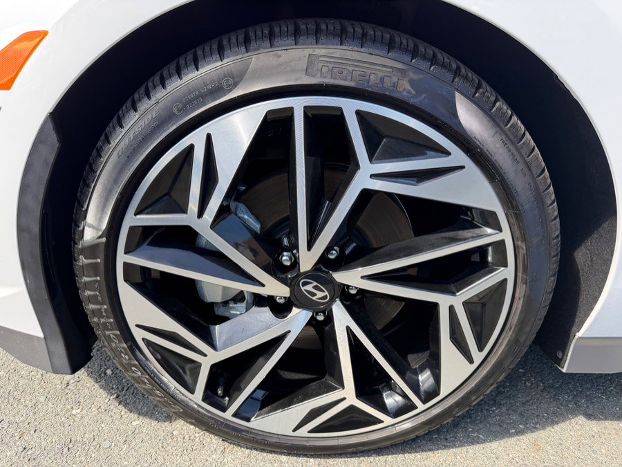 Used 2024 Hyundai Ioniq 6 SEL RWD image 52
