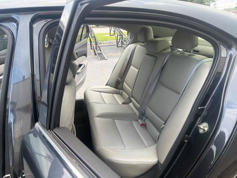 Used 2016 Acura TLX FWD image 14