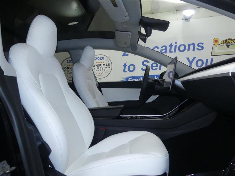 Used 2020 Tesla Model Y Long Range image 7
