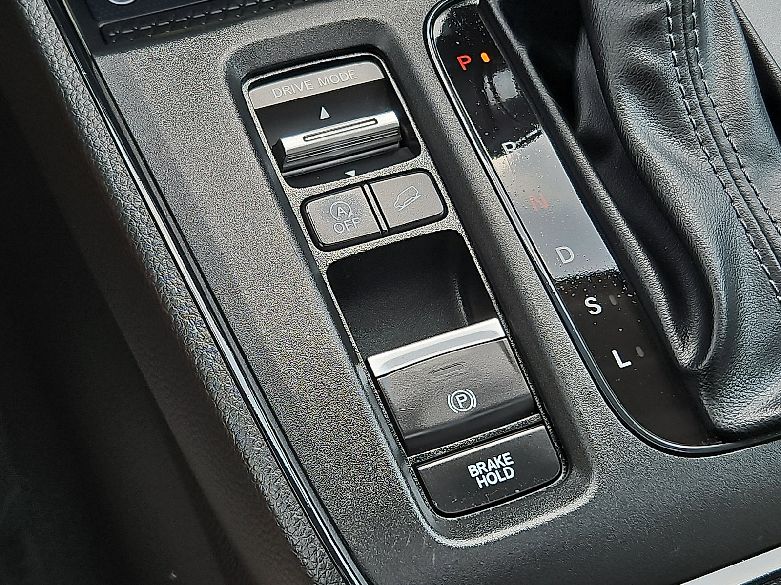 Used 2024 Honda CR-V EX-L image 25