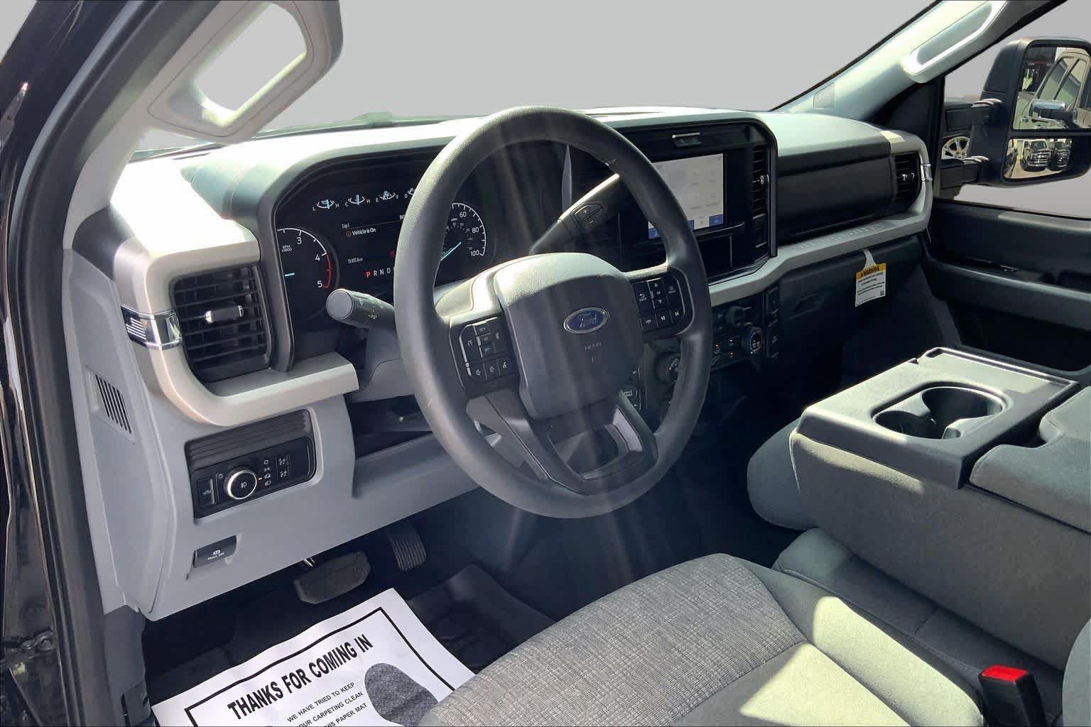 Used 2025 Ford F250 XLT w/ 360-Degree Camera Package AWD/4WD image 18