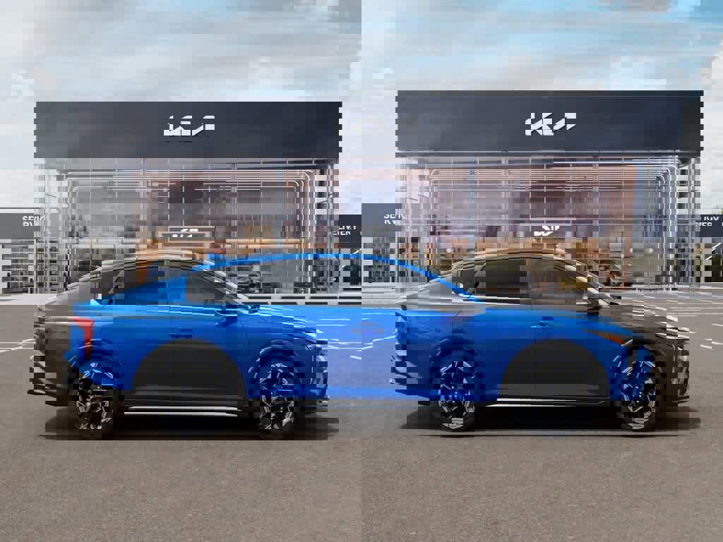 New 2026 Kia K4 GT-Line FWD image 7
