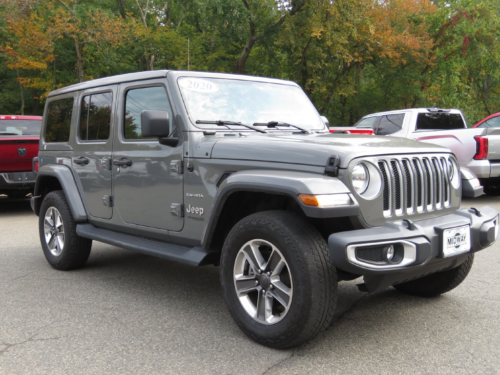 Used 2020 Jeep Wrangler Unlimited Sahara w/ Cold Weather Group AWD/4WD image 3