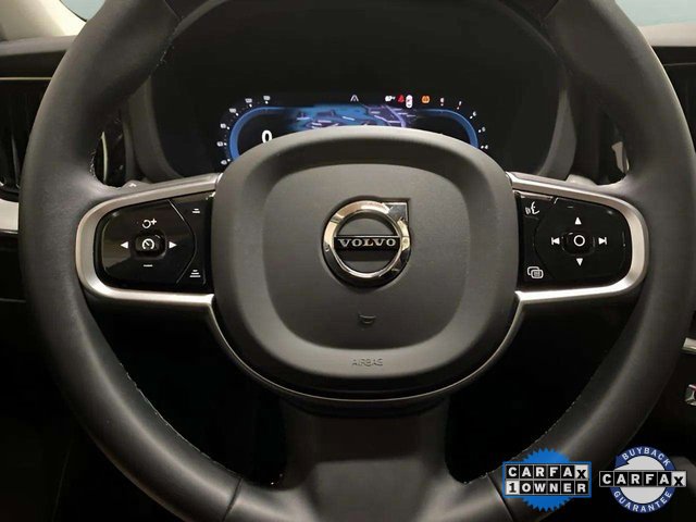 Used 2025 Volvo XC60 B5 Plus image 40