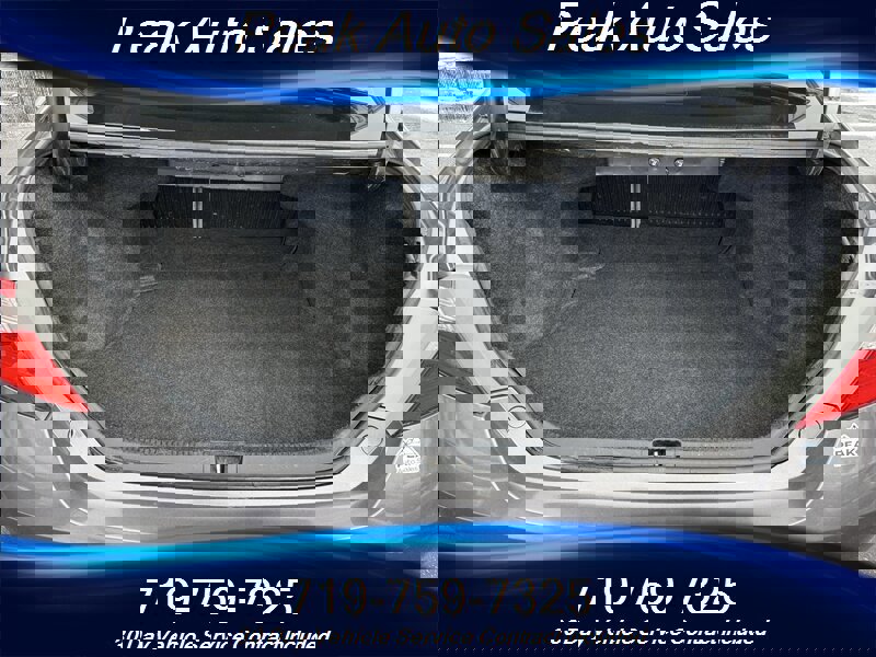 Used 2015 Toyota Camry SE image 25