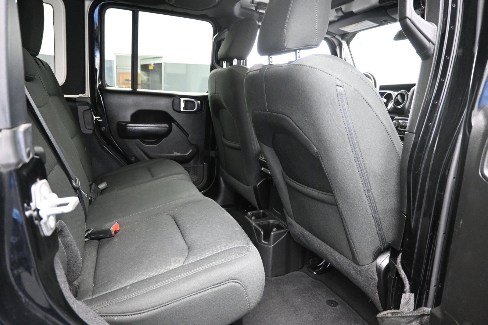 Used 2022 Jeep Wrangler Unlimited Sport AWD/4WD image 26