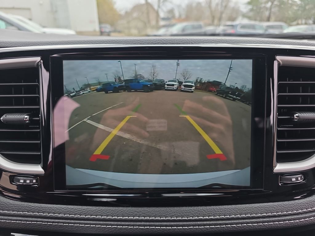 New 2026 Chrysler Pacifica Select image 25