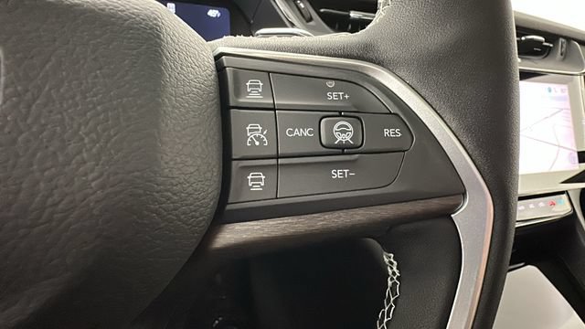 New 2026 Jeep Grand Cherokee Limited w/ Luxury Tech Group II AWD/4WD image 25