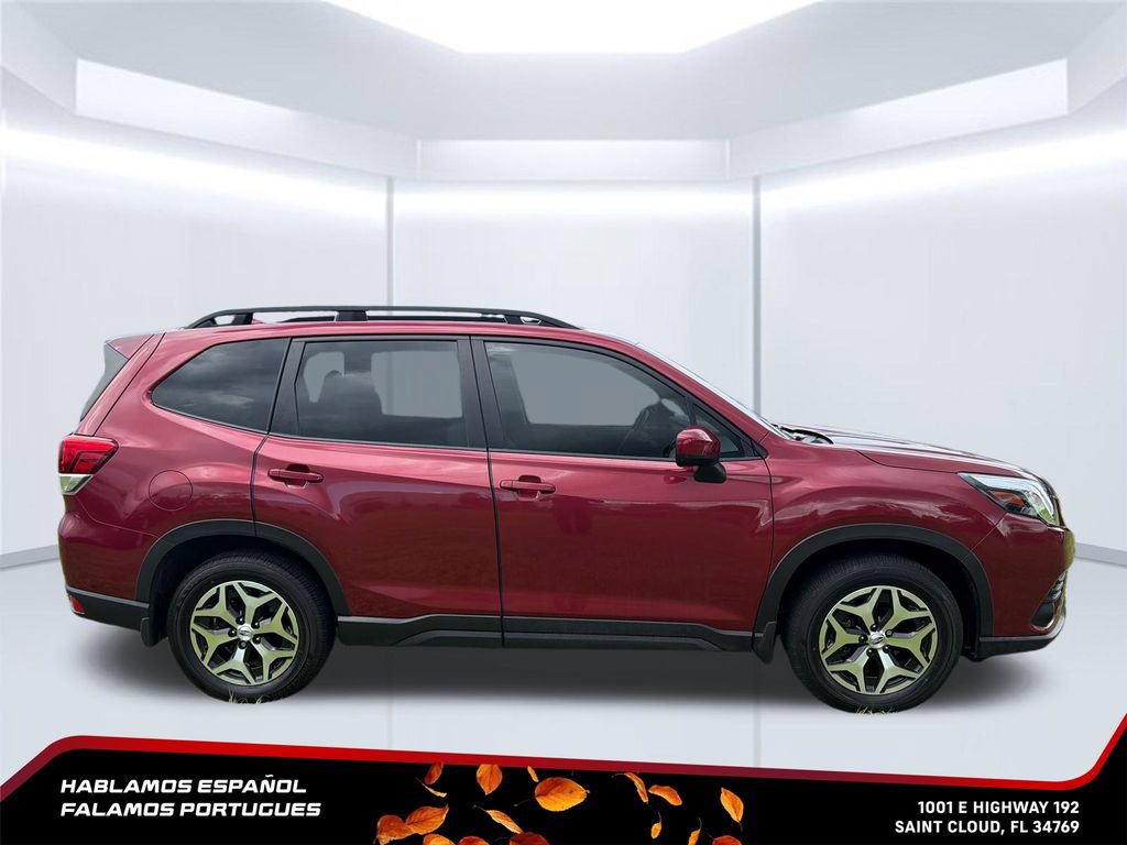 Used 2023 Subaru Forester Premium AWD/4WD image 6